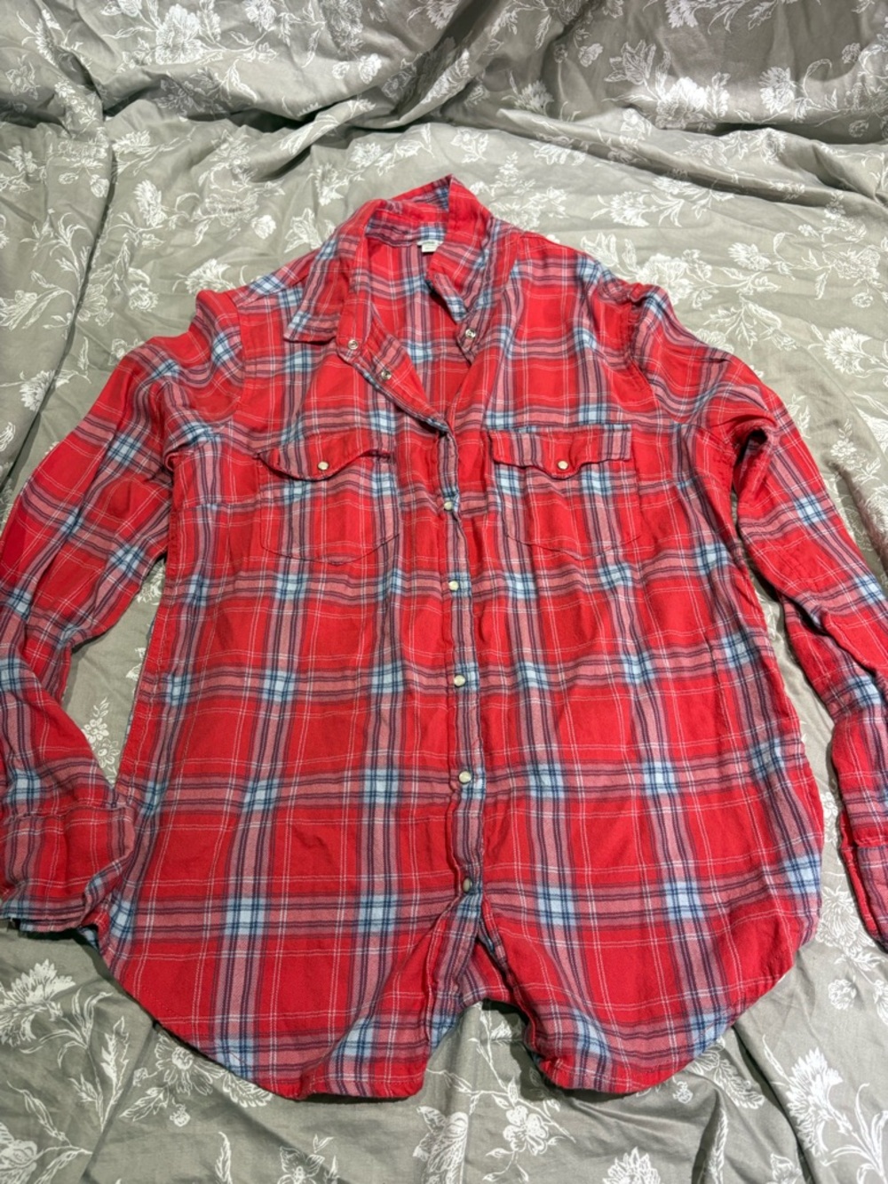 Aerie red blue plaid flannel shirt snaps medium